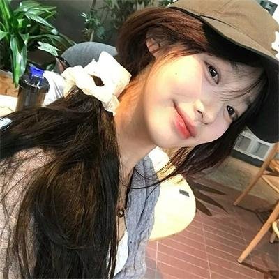 长颈鹿女孩
